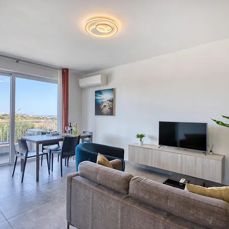 Modern Maisonette With Valley Views Karp1-3 Apartment *