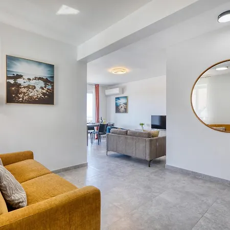 Modern Maisonette With Valley Views Karp1-3 * San Gwann