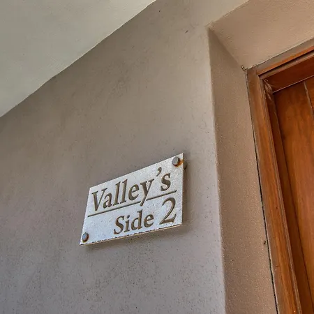 Modern Maisonette With Valley Views Karp1-3 *