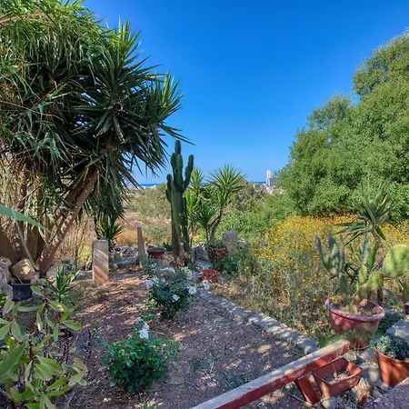 Modern Maisonette With Valley Views Karp1-3 *